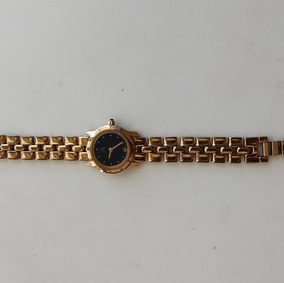 Vintage Fendi Watch - Picture 4 of 12